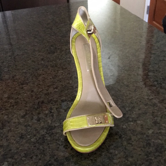 High heel - Picture 2 of 2